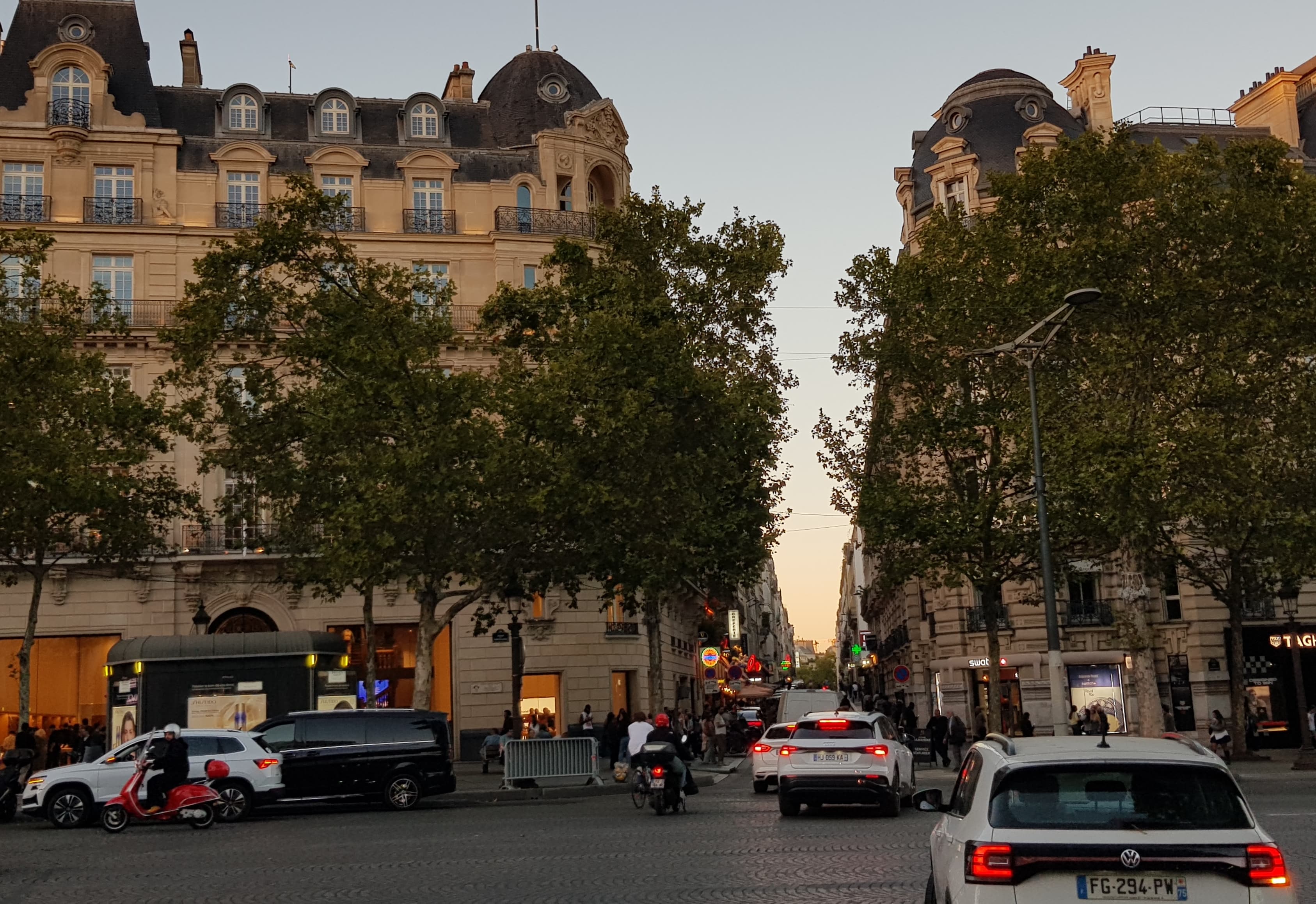 Photo récente : 8e arrondissement